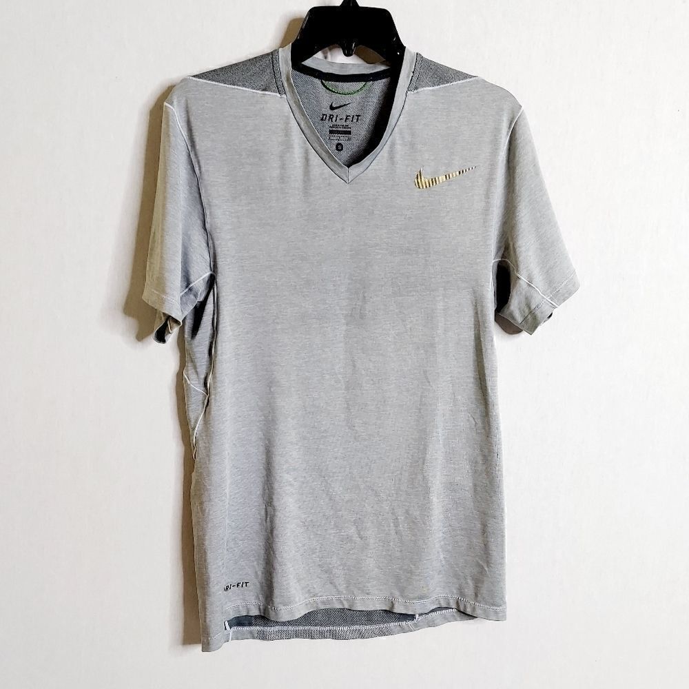 Nike Dri-fit Men's shirt‎